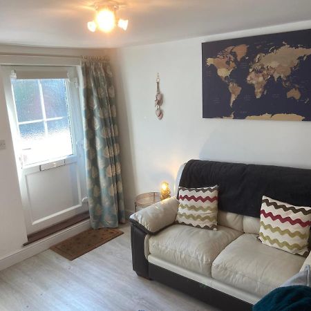 Woodbridge - Cosy Little 2-Bed Cottage Extérieur photo